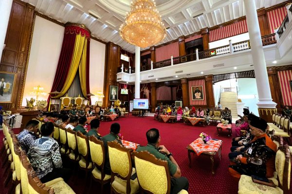 Kadispar Prov. Kaltim bersama perwakilan Kabid Pemasaran Pariwisata dampingi koordinasi 1