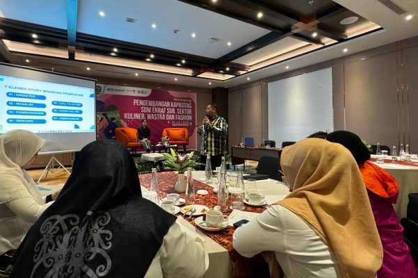 Tingkatkan Proses Promosi Produk Ekraf Dispar Workshop Apresiasi Produk Ekonomi Kreatif 5