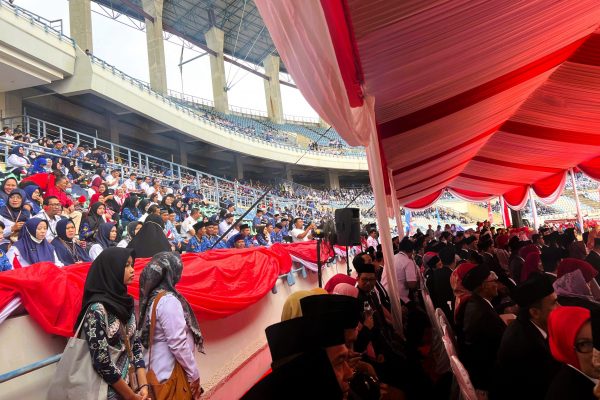 Kepala Dinas Pariwisata Provinsi Kalimantan Timur, menghadiri Upacara HUT RI ke-79 di Stadion Palaran 4