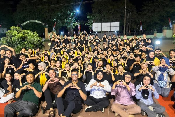 Latihan gabungan pertama dalam rangka persiapan tari kolosal atau tari masal pada HUT RI ke-79 di IKN 1