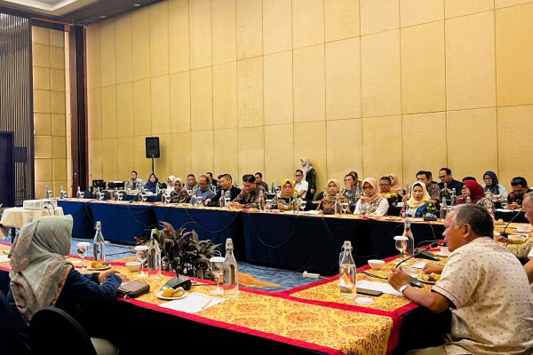 Rapat Kerja Komisi IV DPRD Provinsi Kalimantan Timur 27 Agustus 2024 di Hotel Novotel Balikpapan 1