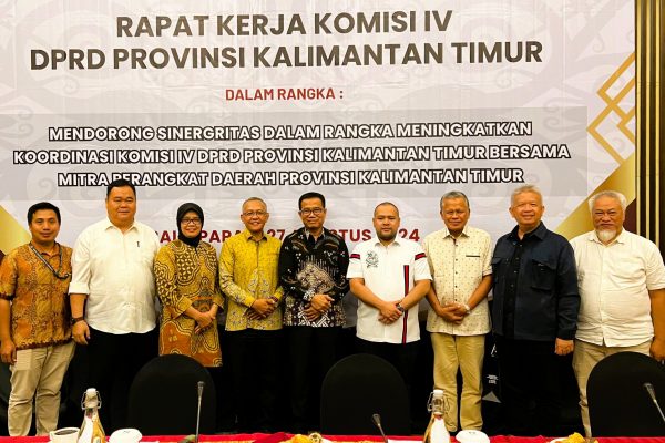 Rapat Kerja Komisi IV DPRD Provinsi Kalimantan Timur 27 Agustus 2024 di Hotel Novotel Balikpapan 3