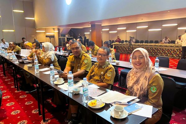 Kepala Dinas Pariwisata Provinsi Kalimantan Timur, didampingi Kabid Pemasaran Pariwisata menghadiri Rapat Koordinasi Persiapan MTQN XXX Prov. Kaltim tahun 2024 2