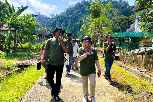 Kembangkan Potensi Wisata Alam, Dinas Pariwisata Provinsi Kalimantan Timur Selenggarakan Pelatihan Pemandu Ekowisata TANGGAL 2 sampai 3 oktober 2024 6