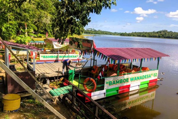 Observasi lapangan dengan melakukan kunjungan ke Desa Wisata Bamboe Wanadesa dan Wisata Meranti 16